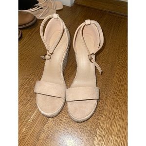 NWOT Tan Wedges - Size 7